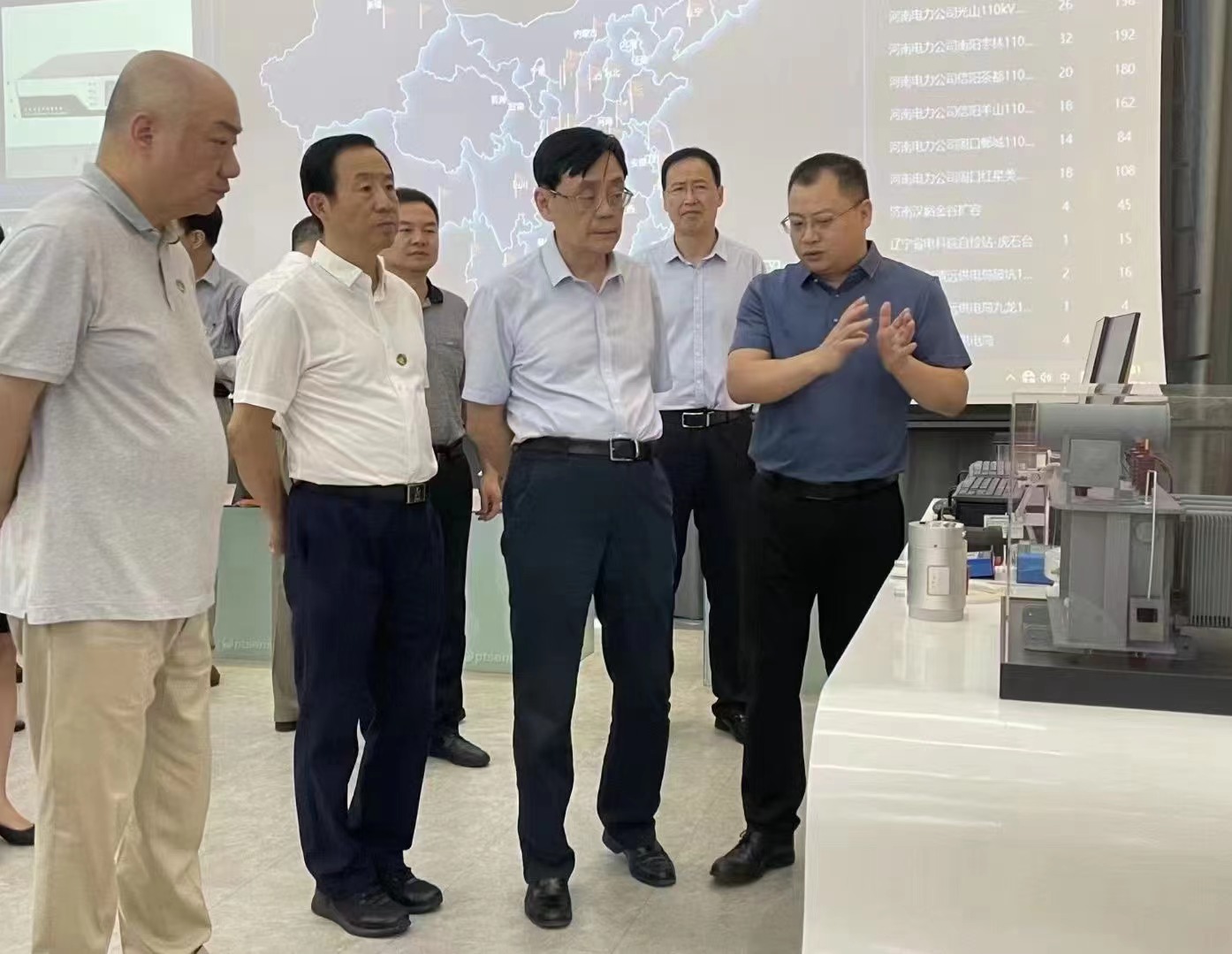 精品人妻伦九区久久AAA片69