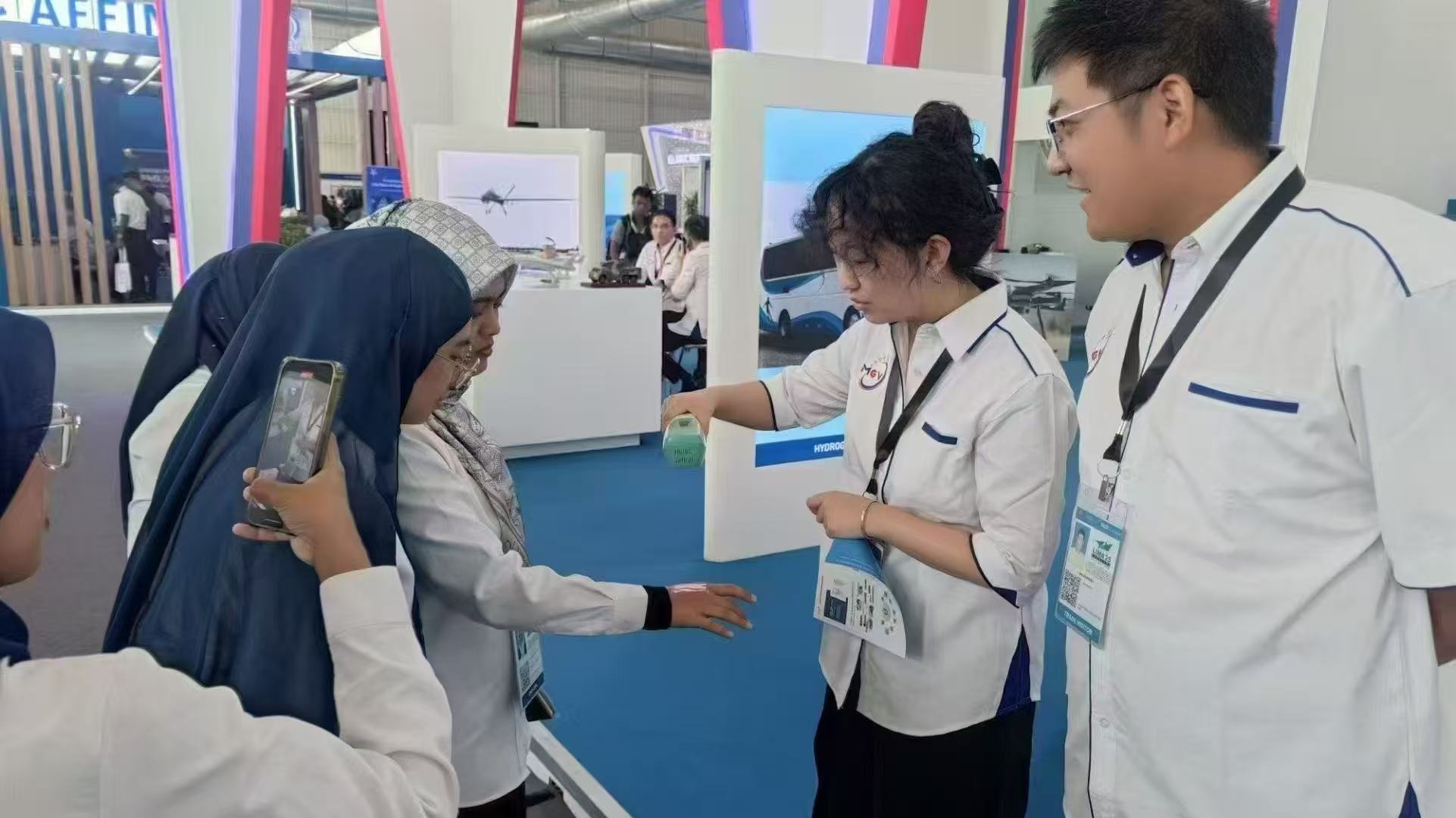 精品人妻伦九区久久AAA片69